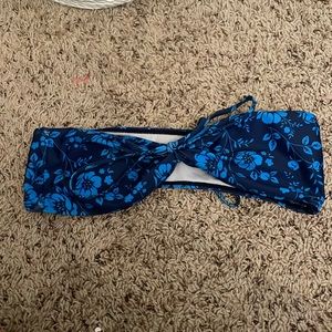 SHEIN Bandeu bikini top